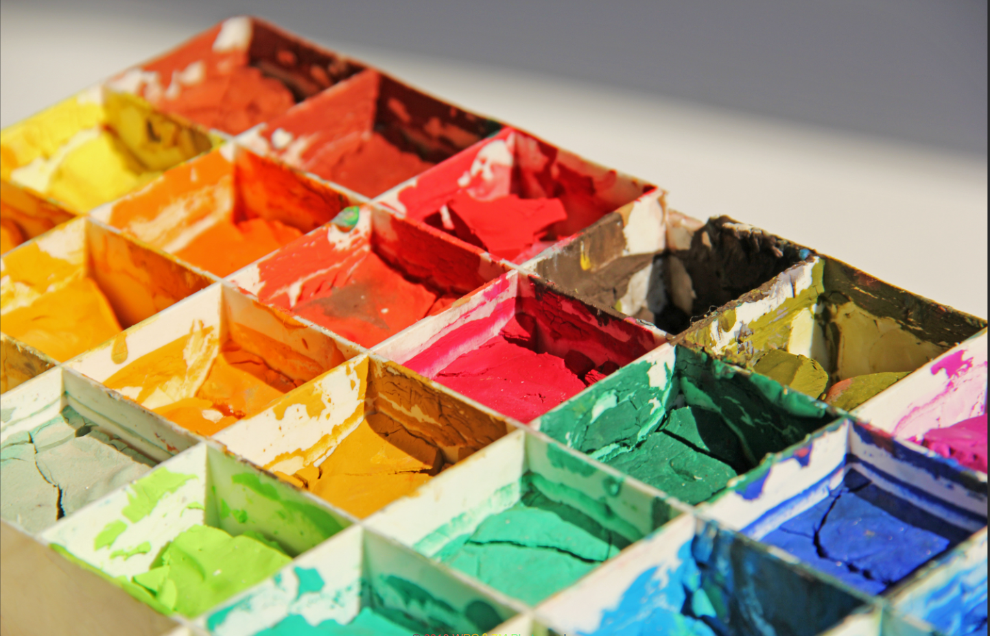 顏料是指能使物體染上顏色的物質。顏料有可溶性的和不可溶性的，有無機的和有機的區別。無機顏料一般是礦物性物質，人類很早就知道使用無機顏料，利用有色的土和礦石，在巖壁上作畫和涂抹身體。