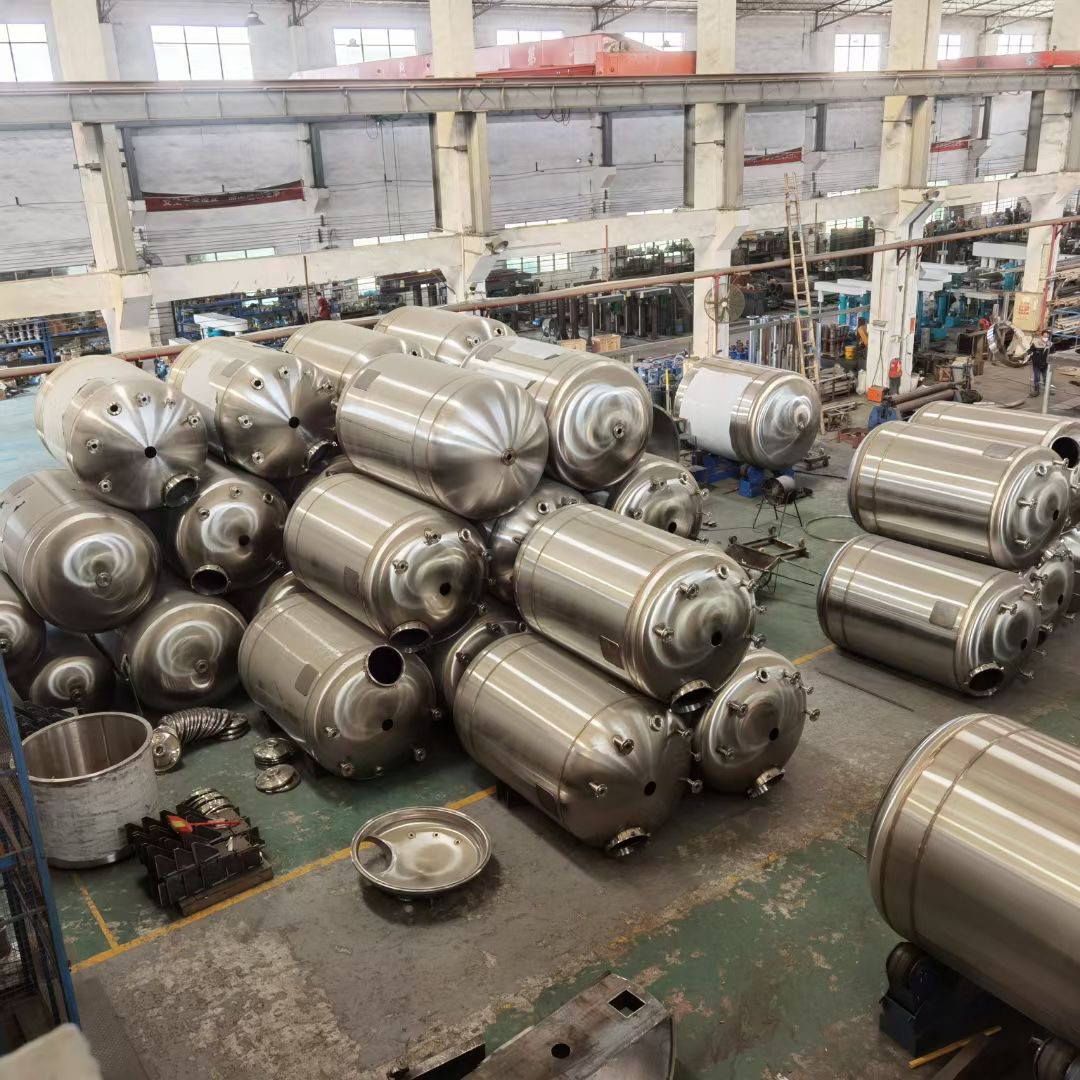 發(fā)往 迪拜 阿聯(lián)酋 化工反應釜攪拌釜 及配套設備采購(圖10)