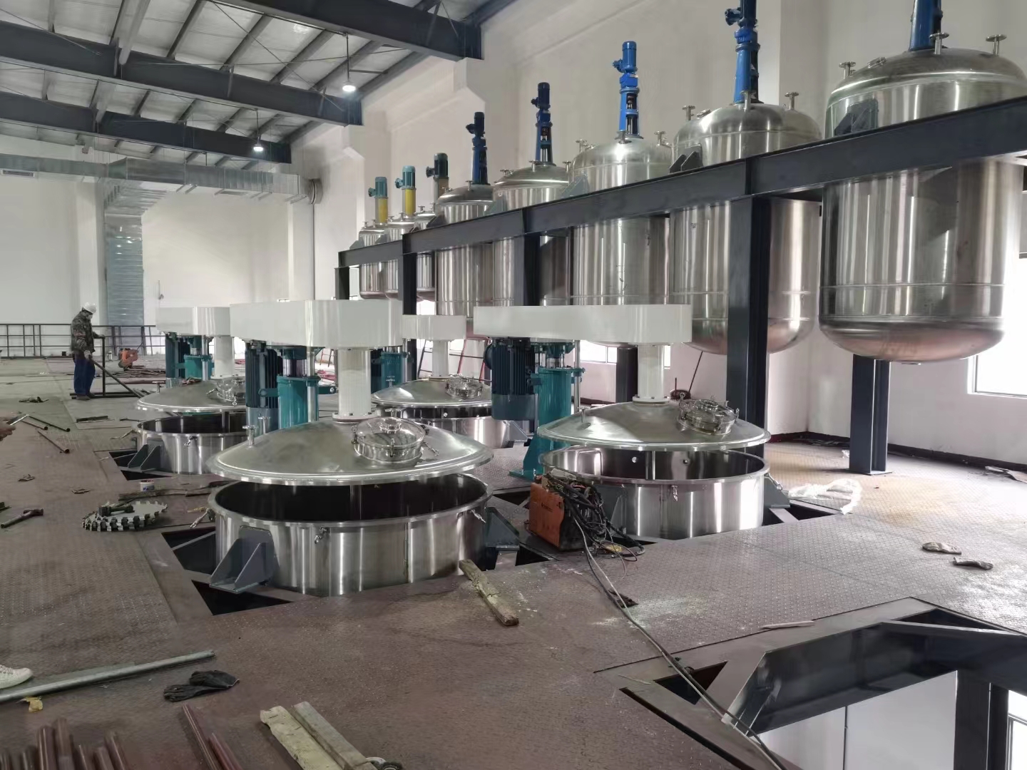 廣東肇慶 歌麗斯化學 環(huán)氧防腐漆生產(chǎn)平臺 工程案例(圖3)