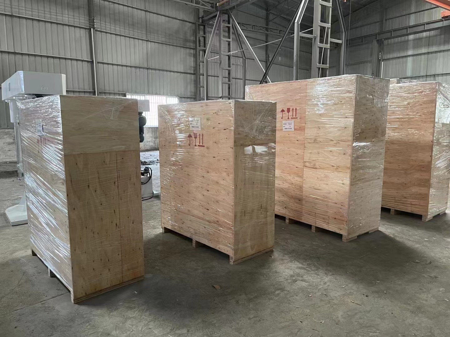 來自南非 100臺高速分散機(jī)訂單及臥式砂磨機(jī) 案例分享(圖5)